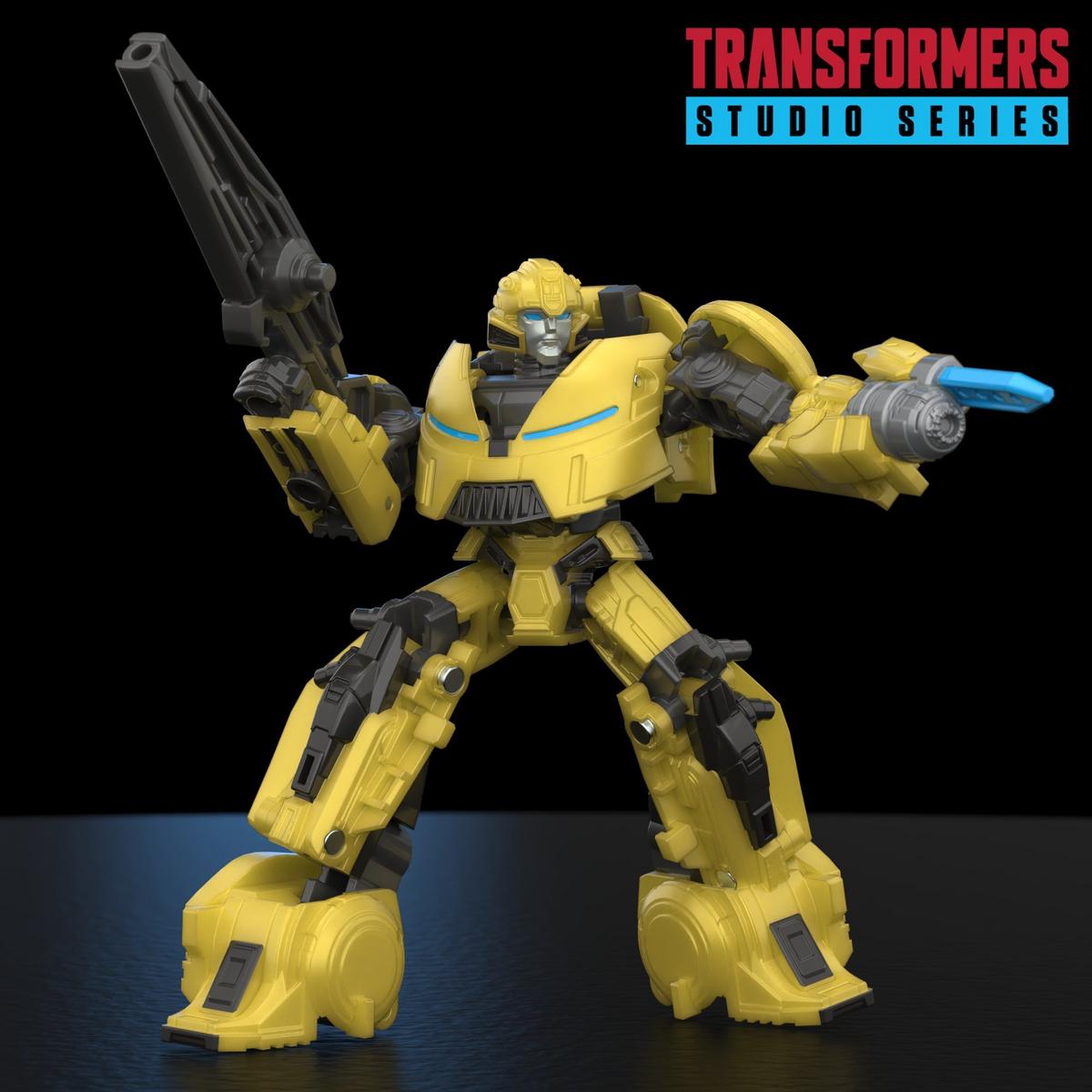 532186_G0619_TRA_GEN_SS_A_LEVEL_TFONE_BUMBLEBEE_POSE